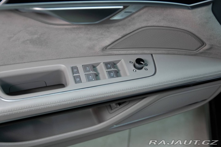 Audi S8 4.0TFSI 420kW, AT8, Quat 2020