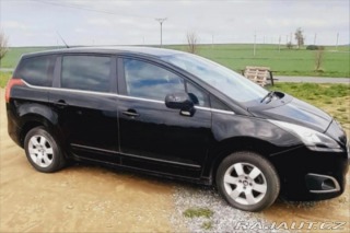 Peugeot 5008 2015