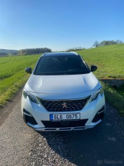 Peugeot 5008 1,6   servisováno