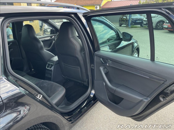 Škoda Octavia 2,0 TDI DSG RS LED*ACC*DC 2018