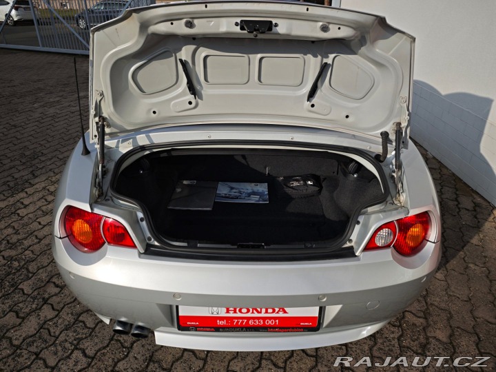 BMW Z4 3.0i Roadster Hardtop 170 2004