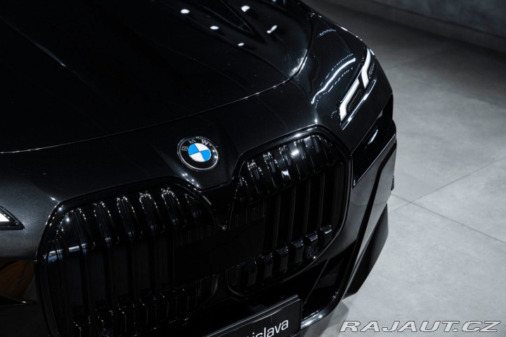 BMW 7 d xDrive M Sport, B&W 2023