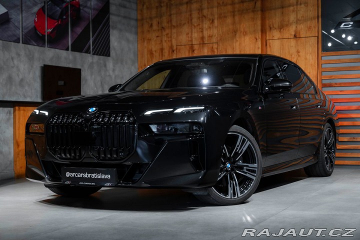 BMW 7 d xDrive M Sport, B&W 2023