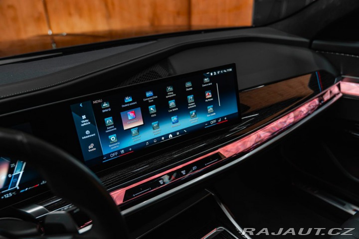BMW 7 d xDrive M Sport, B&W 2023