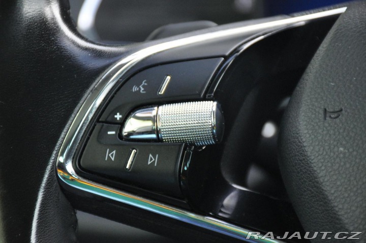 Škoda Octavia 2,0TDI STYLE DSG REZERVAC 2020