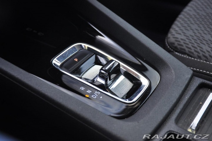 Škoda Octavia 2,0TDI STYLE DSG REZERVAC 2020