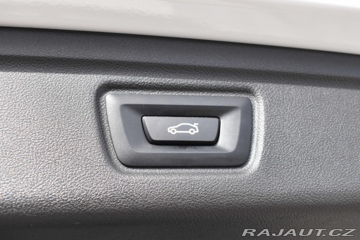 BMW 3 320d xD REZERVACE 2022