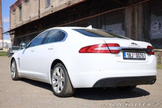 Jaguar XF  2014