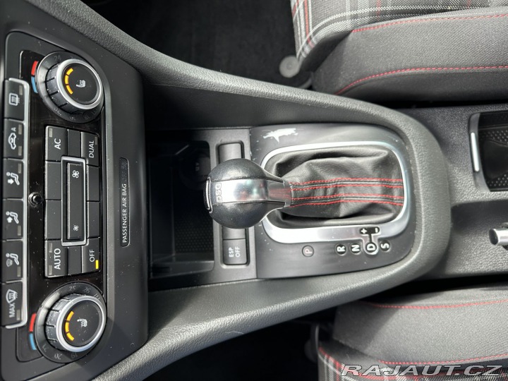 Volkswagen Golf GTI 2,0TSI 155kW DSG SERV 2009