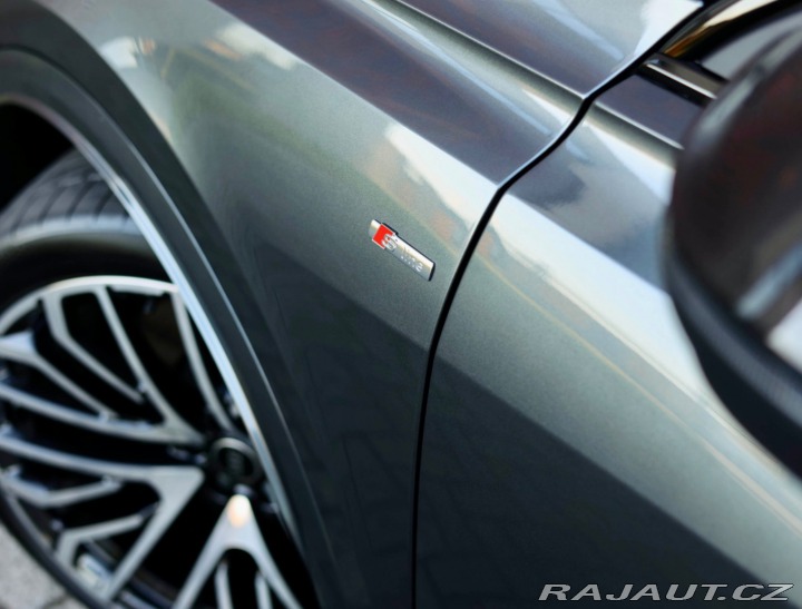 Audi Q8 60 TFSIe Quattro *Nové!* 2025