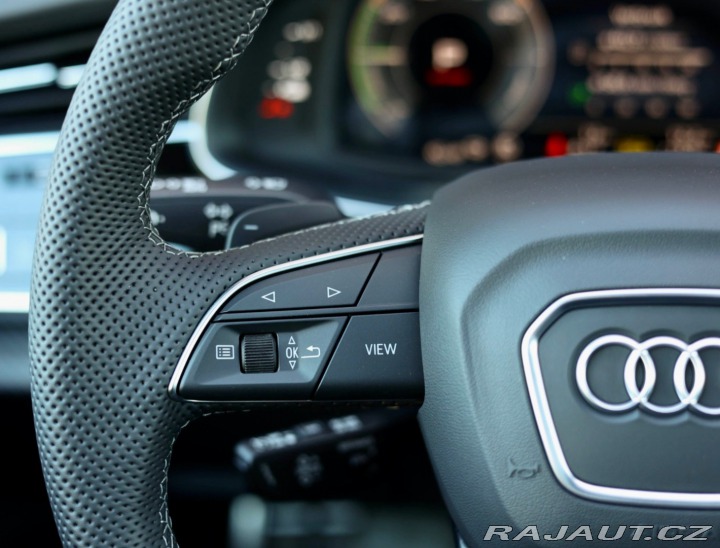 Audi Q8 60 TFSIe Quattro *Nové!* 2025