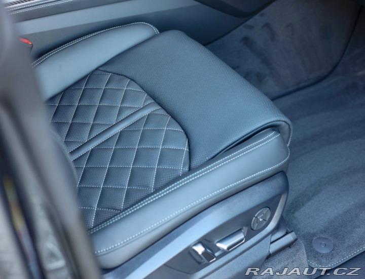Audi Q8 60 TFSIe Quattro *Nové!* 2025
