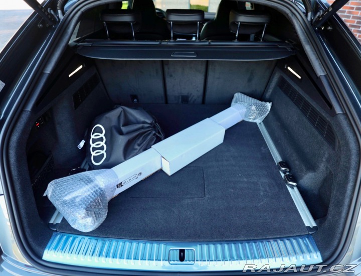 Audi Q8 60 TFSIe Quattro *Nové!* 2025