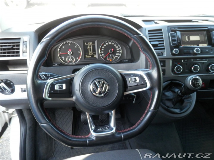 Volkswagen Multivan 2,0 TDi 103kW 7.míst 4Mot 2012