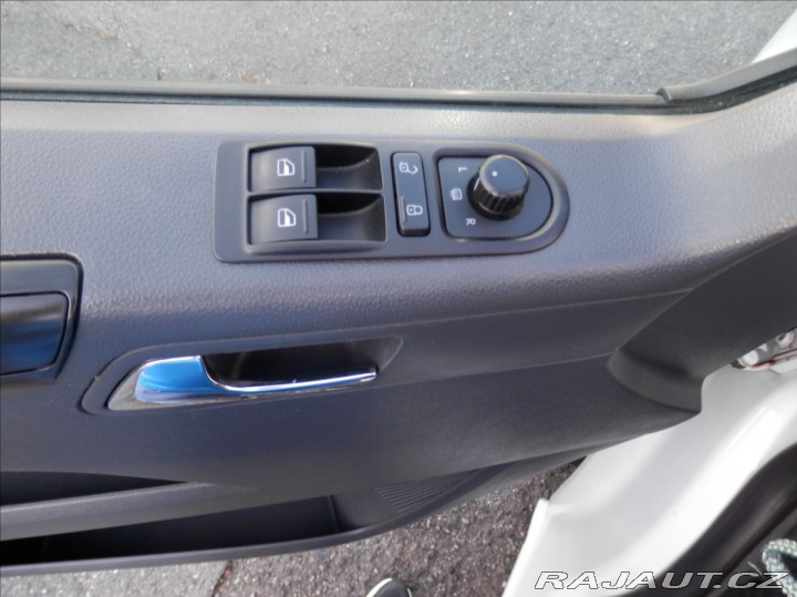 Volkswagen Multivan 2,0 TDi 103kW 7.míst 4Mot 2012