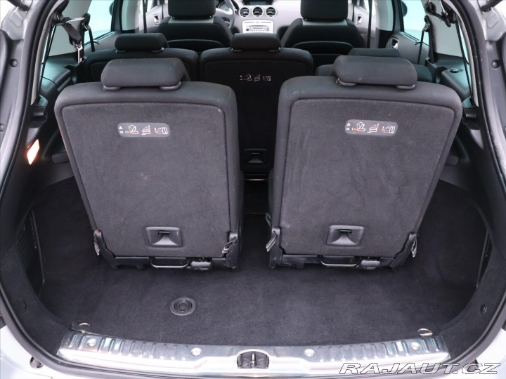 Peugeot 308 1,6 HDi CZ Sportium 7-Mís 2012