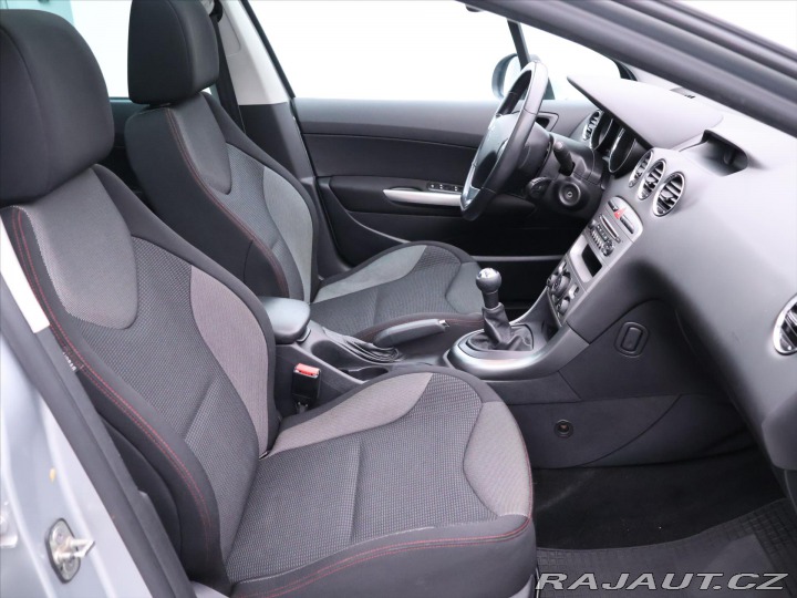 Peugeot 308 1,6 HDi CZ Sportium 7-Mís 2012