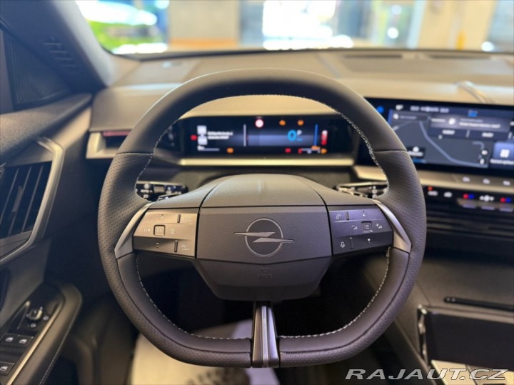 Opel Grandland 1.2 GS 1.2 TURBO 100 kW e 2025