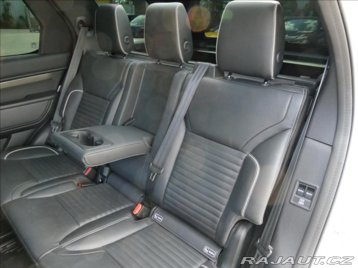 Land Rover Discovery 3,0 SDV6 HSE Luxury,1ČR,D 2021