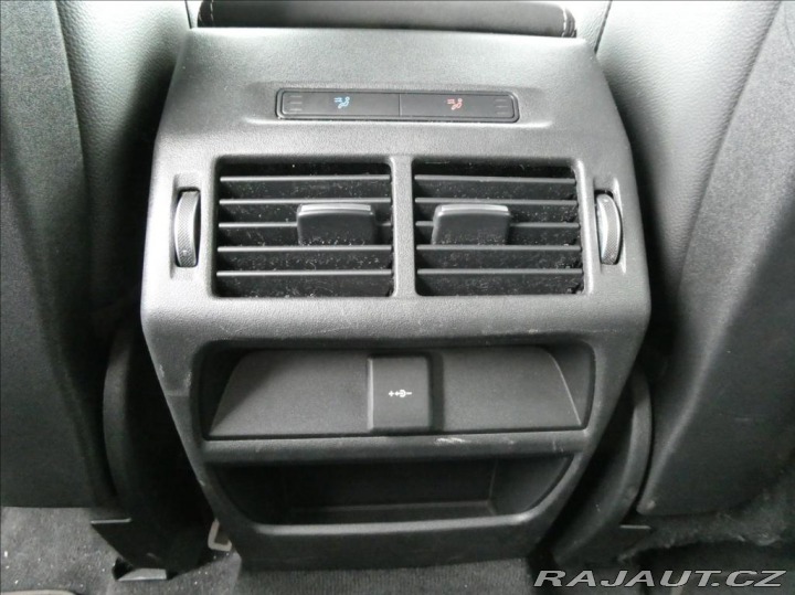 Land Rover Discovery Sport 2,0 D180 R-Dynamic SE,1-Č 2020