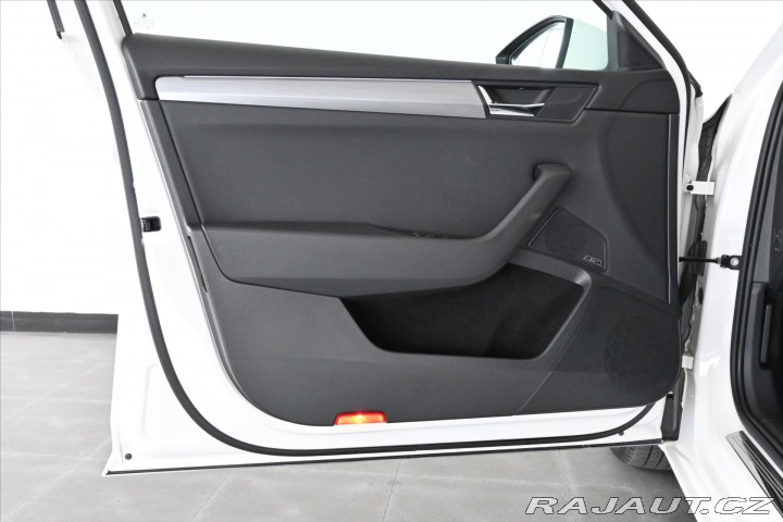 Škoda Superb 2,0 TDi 140kW DSG *Style* 2019