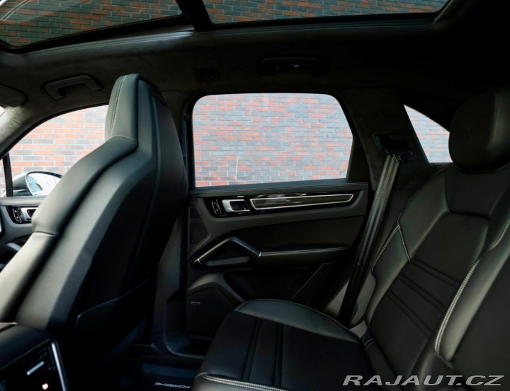 Porsche Cayenne 3.0 V6 340KW, E-Hybrid * 2020