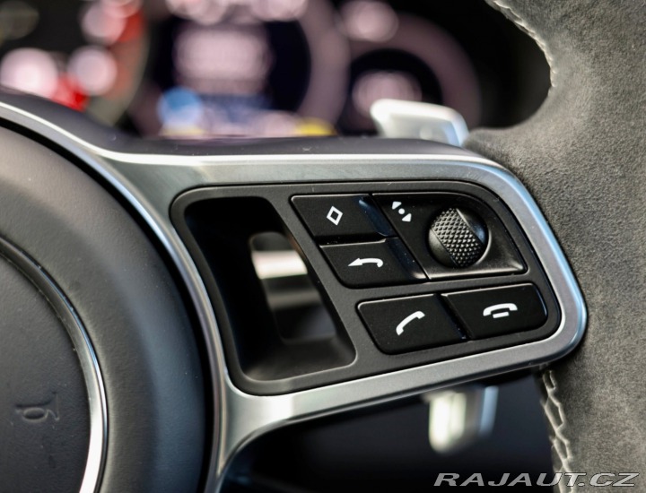 Porsche Cayenne 3.0 V6 340KW, E-Hybrid * 2020