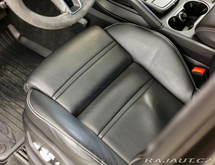 Porsche Cayenne 3.0 V6 340KW, E-Hybrid * 2020