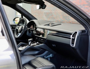 Porsche Cayenne 3.0 V6 340KW, E-Hybrid * 2020