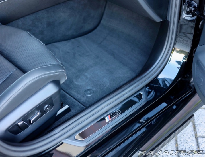 BMW M5 xDrive *M-Performance*Ťa 2024