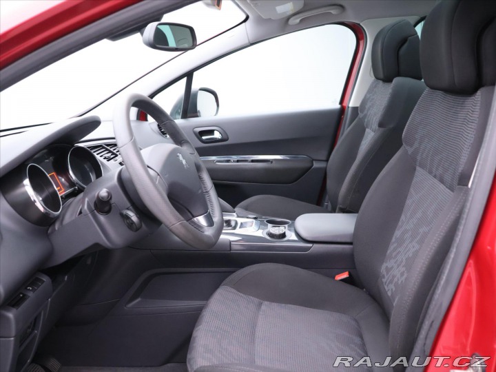 Peugeot 3008 2,0 HDi 110kW CZ Allure 1 2011
