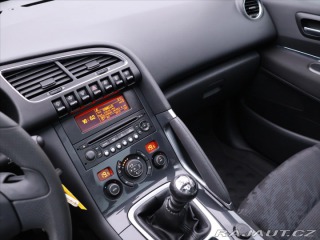 Peugeot 3008 2,0 HDi 110kW CZ Allure 1 2011