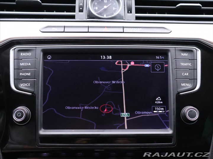 Volkswagen Passat 2,0 TDI 140kW DSG R-line 2015