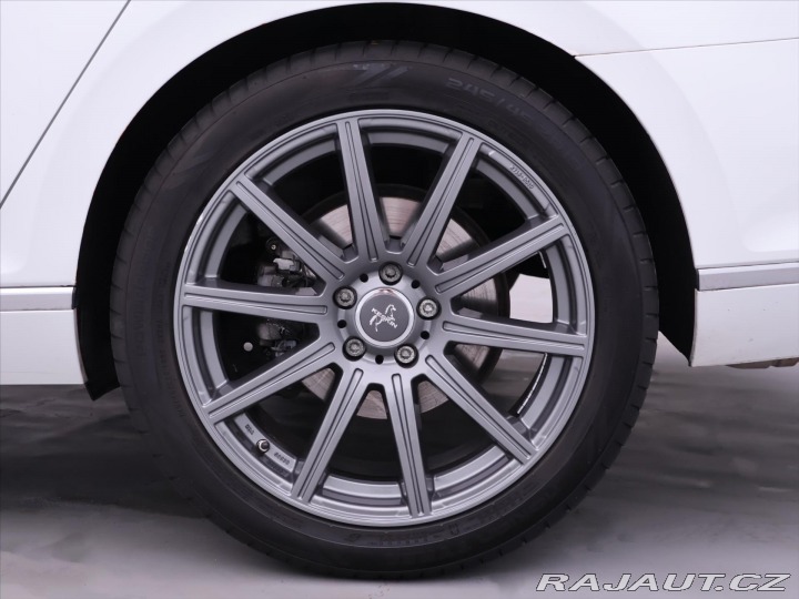 Volkswagen Passat 2,0 TDI 140kW DSG R-line 2015