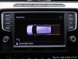 Volkswagen Passat 2,0 TDI 140kW DSG R-line 2015