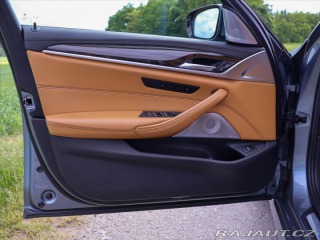 BMW 5 4,4 M550i xDrive 390kW CZ 2020