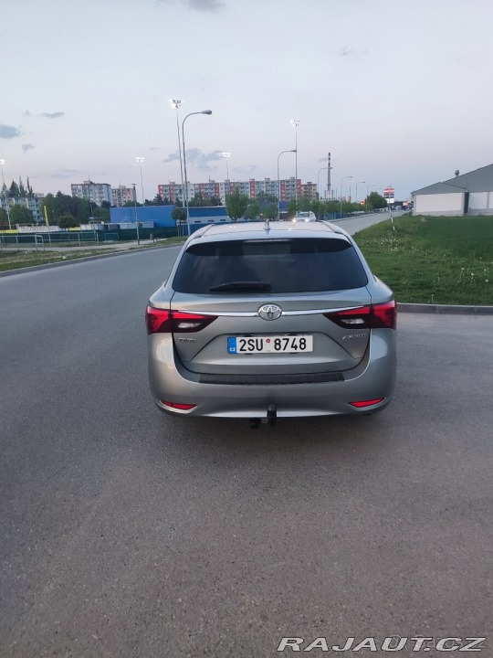 Toyota Avensis 6/2015, diesel,105kw,comb 2015