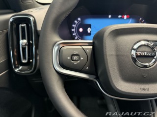 Volvo XC40 B3 2.0L 163 HP AT7 FWD CO 2025