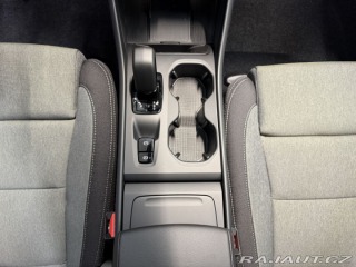 Volvo XC40 B3 2.0L 163 HP AT7 FWD CO 2025