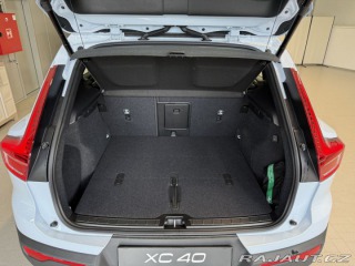 Volvo XC40 B3 2.0L 163 HP AT7 FWD CO 2025