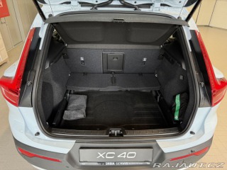 Volvo XC40 B3 2.0L 163 HP AT7 FWD CO 2025