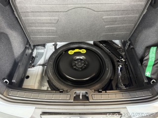 Volvo XC40 B3 2.0L 163 HP AT7 FWD CO 2025