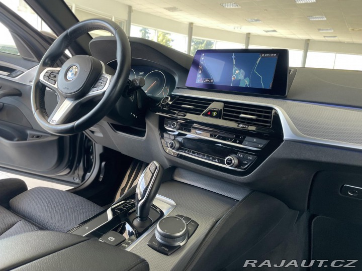 BMW 5 530d xDrive*M-SPORT*KeyLe 2019