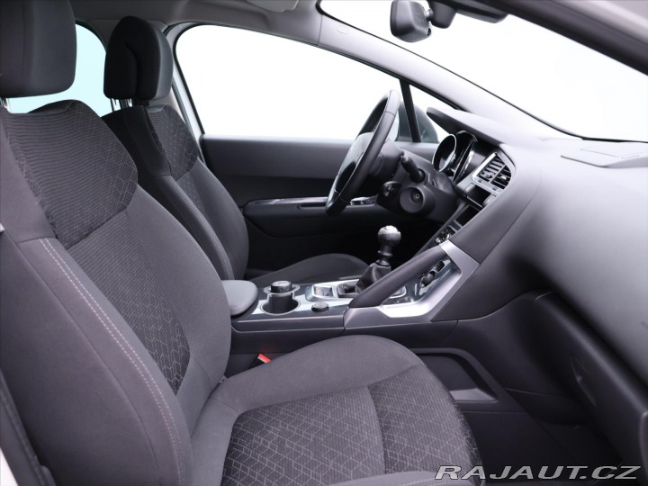 Peugeot 3008 1,6 HDI CZ Navi Aut.klima 2015