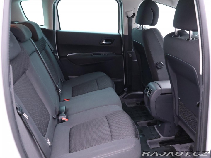 Peugeot 3008 1,6 HDI CZ Navi Aut.klima 2015