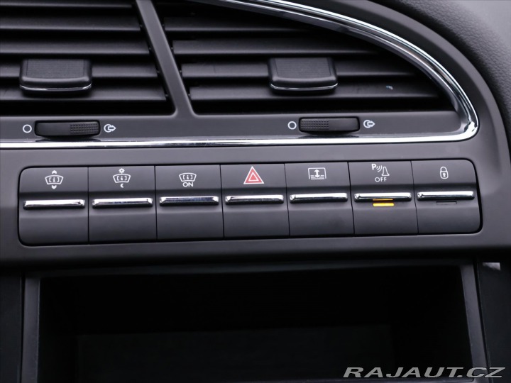Peugeot 5008 2,0 HDI 110kW Style Navi 2015