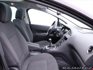 Peugeot 5008 2,0 HDI 110kW Style Navi 2015