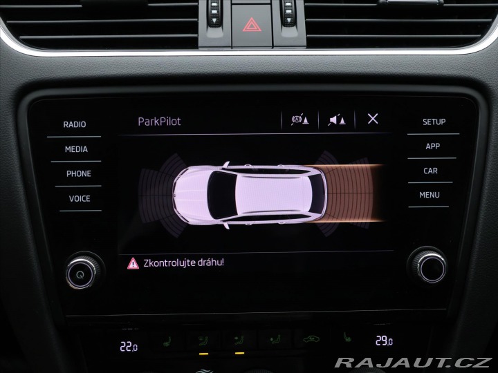 Škoda Octavia 1,6 TDI Style CZ 1.Maj. D 2020