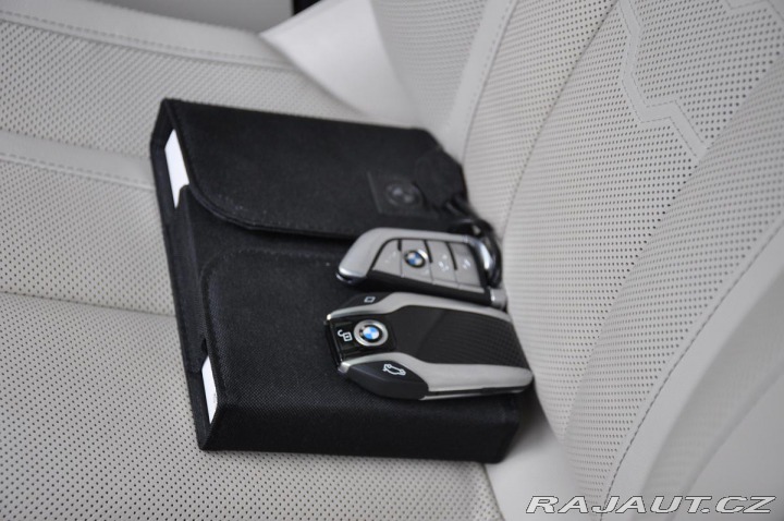 BMW 8 840xD M-SPORT LASE S.CLOS 2020