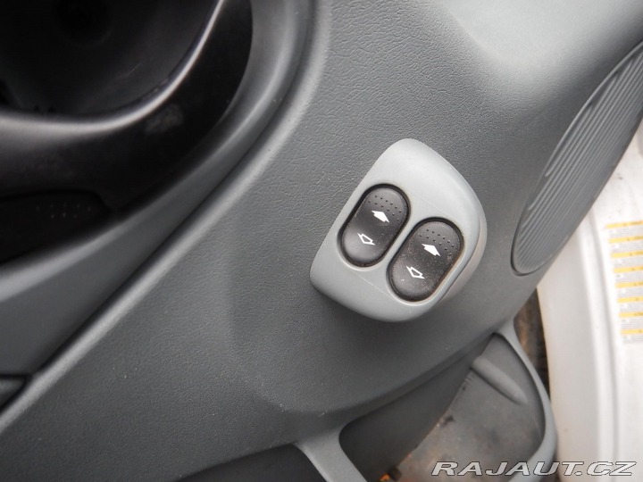 Ford Transit 2.2 TDCi, 9 MÍST 2010